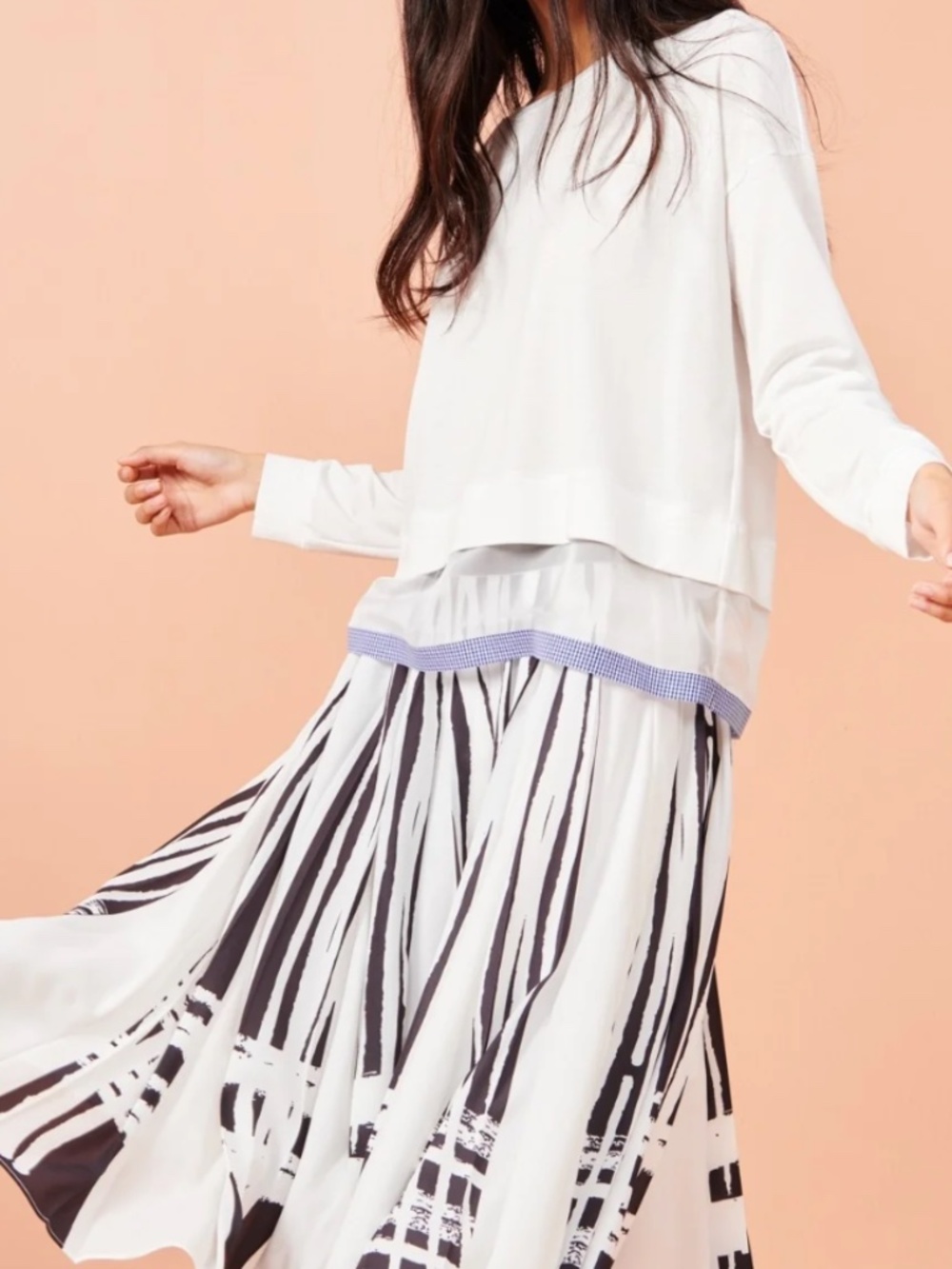 NWOT Cop. Copine Majok White Layered Sweatshirt with Sheer Gingham Trim Hem Sz L